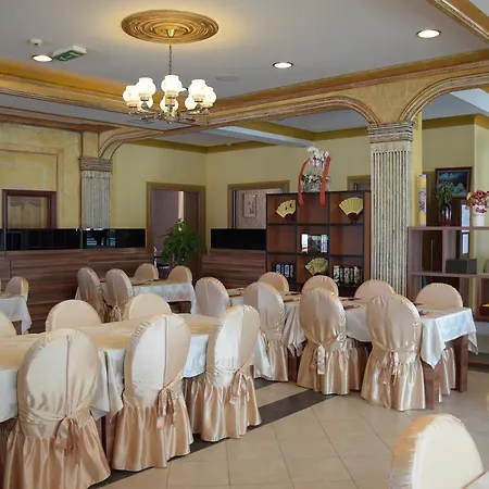 & Restaurant Great - Airport 4*