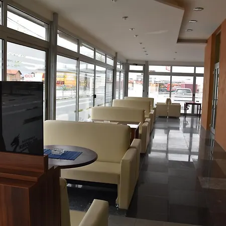 & Restaurant Great - Airport מלון סראייבו