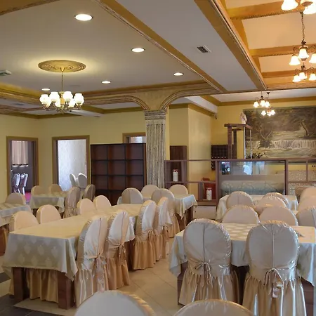 מלון & Restaurant Great - Airport