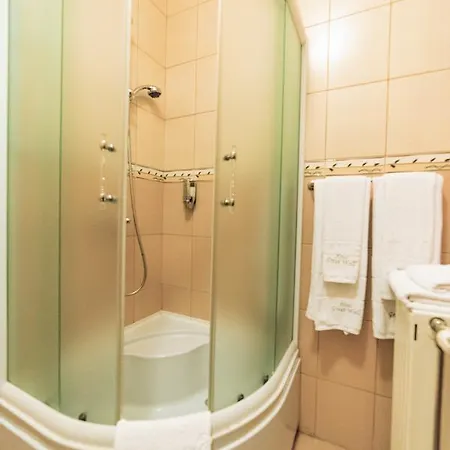 & Restaurant Great - Airport Sarajevo